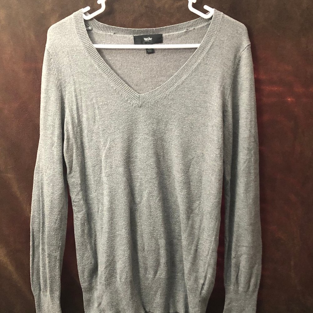Gray V-Neck Sweater Size Medium